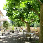 Logis Le Clos Pite 3*