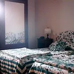Ξενοδοχείο Logis Le Clos Pite Préchacq