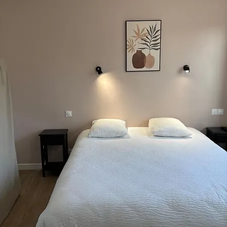 Logis Le Clos Pite 3*