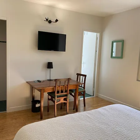 فندق Logis Le Clos Pite