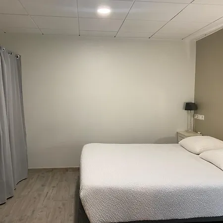 Logis Le Clos Pite 3* Préchacq