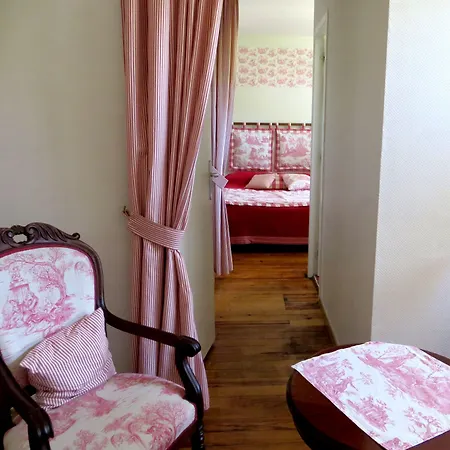 Logis Le Clos Pite 3* Préchacq
