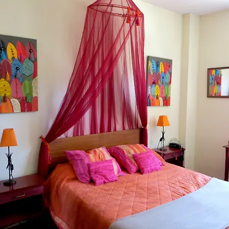 Logis Le Clos Pite Otel