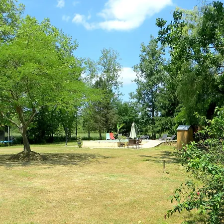 Otel Logis Le Clos Pite Préchacq