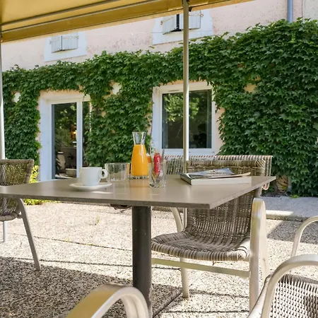 Logis Le Clos Pite 3* Préchacq