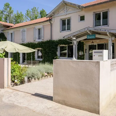 Logis Le Clos Pite Ξενοδοχείο 3*