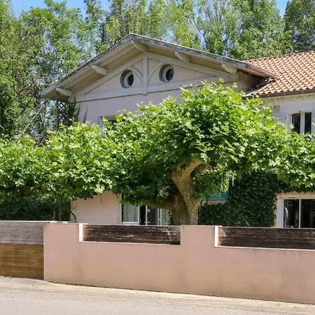 Ξενοδοχείο Logis Le Clos Pite