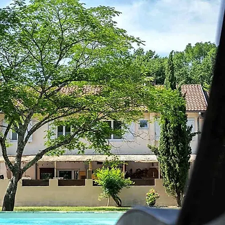 Logis Le Clos Pite Hotel