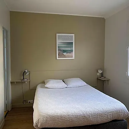 Hotel Logis Le Clos Pite Préchacq