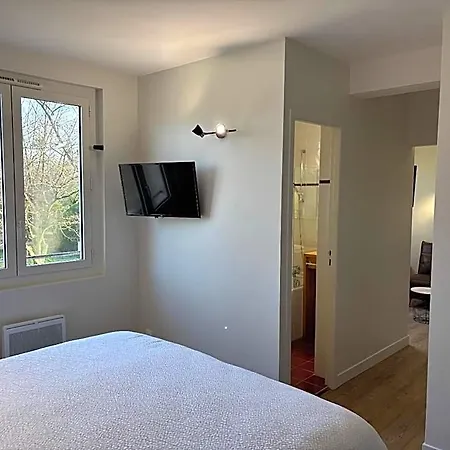 Logis Le Clos Pite 3* Préchacq
