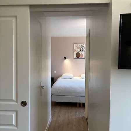 Logis Le Clos Pite Hotel Préchacq