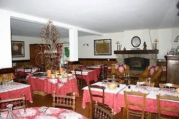 Logis Le Clos Pite Hotel