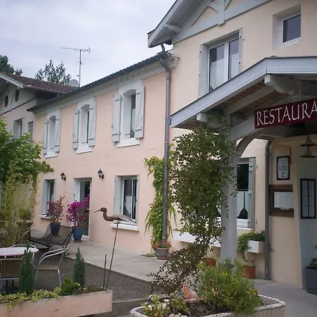 Logis Le Clos Pite 3* Préchacq