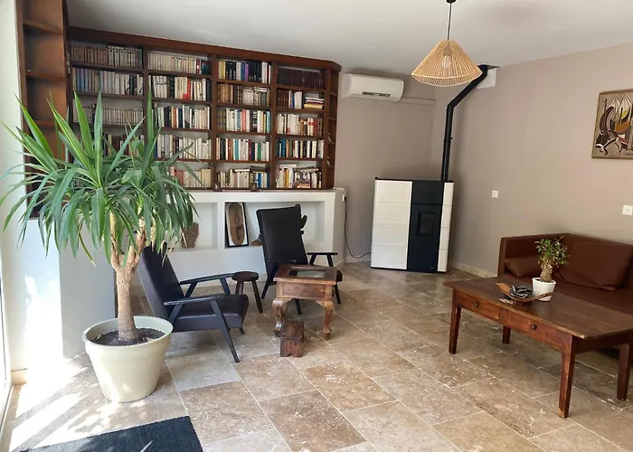 Ξενοδοχείο Logis Le Clos Pite Préchacq