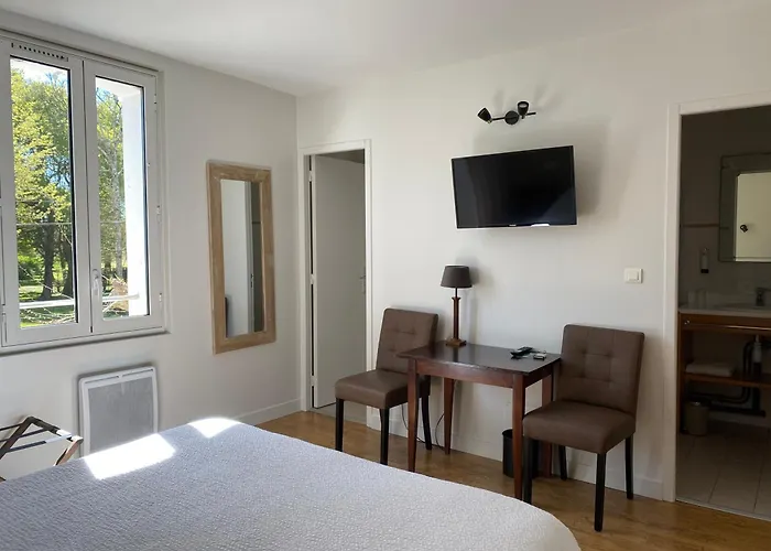 Logis Le Clos Pite 3* Préchacq