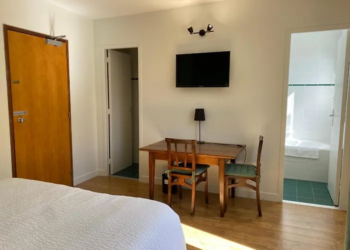 Logis Le Clos Pite Ξενοδοχείο Préchacq