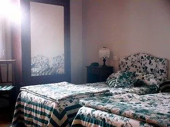 فندق Logis Le Clos Pite Préchacq