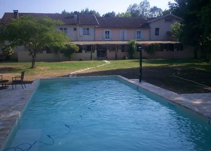 Logis Le Clos Pite 3*