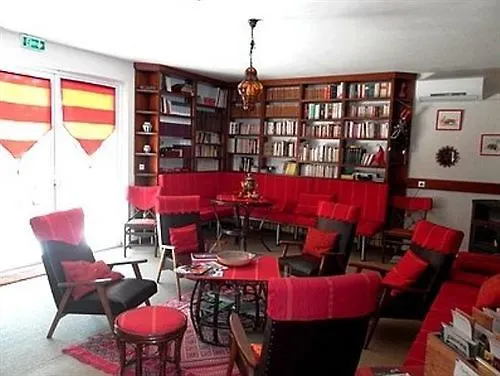 Logis Le Clos Pite فندق 3*